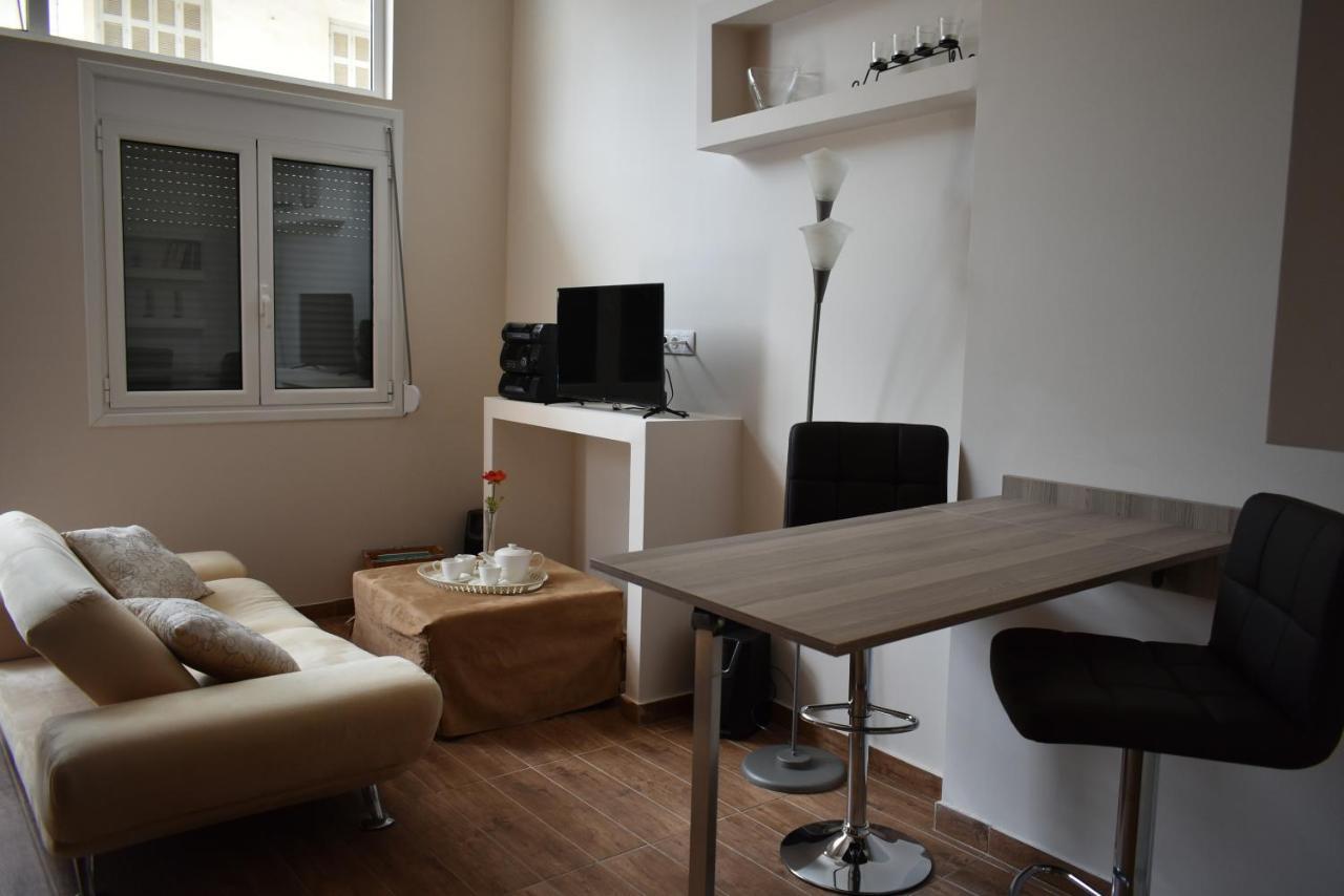 Your Vacation Home In The Center Of קלמאטה מראה חיצוני תמונה